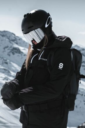 Renewed - Aura Ski Jacket Black - Medium - Women's