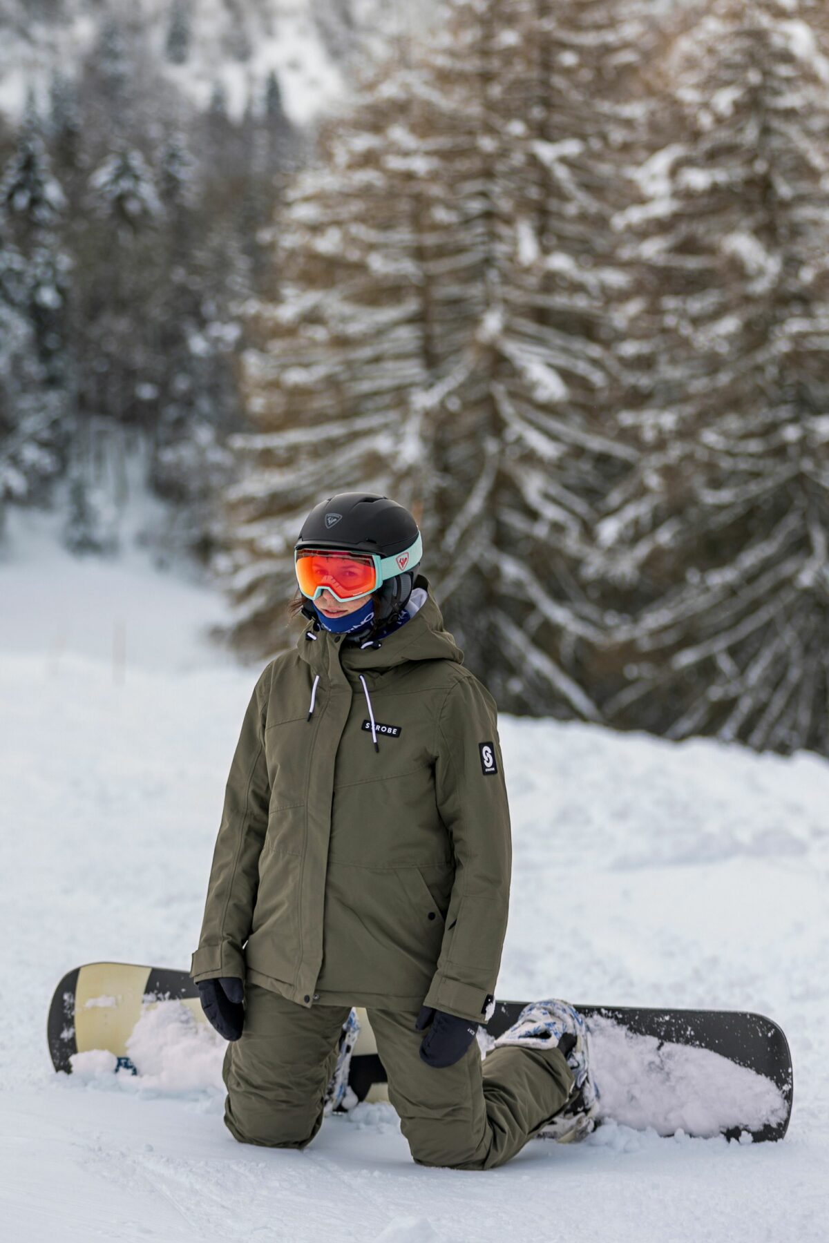 Aura Ski Jacket Olive Green - Women's