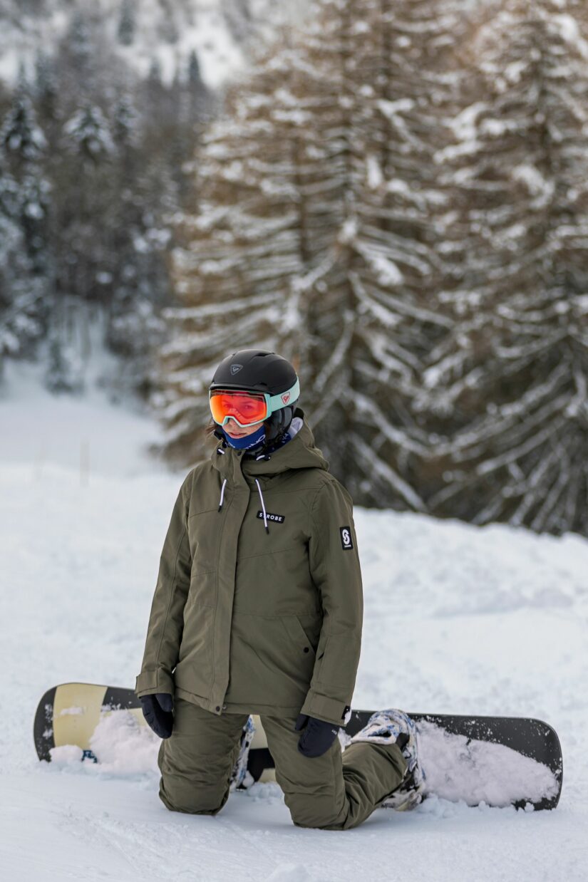 Aura Ski Jacket Olive Green - Women's