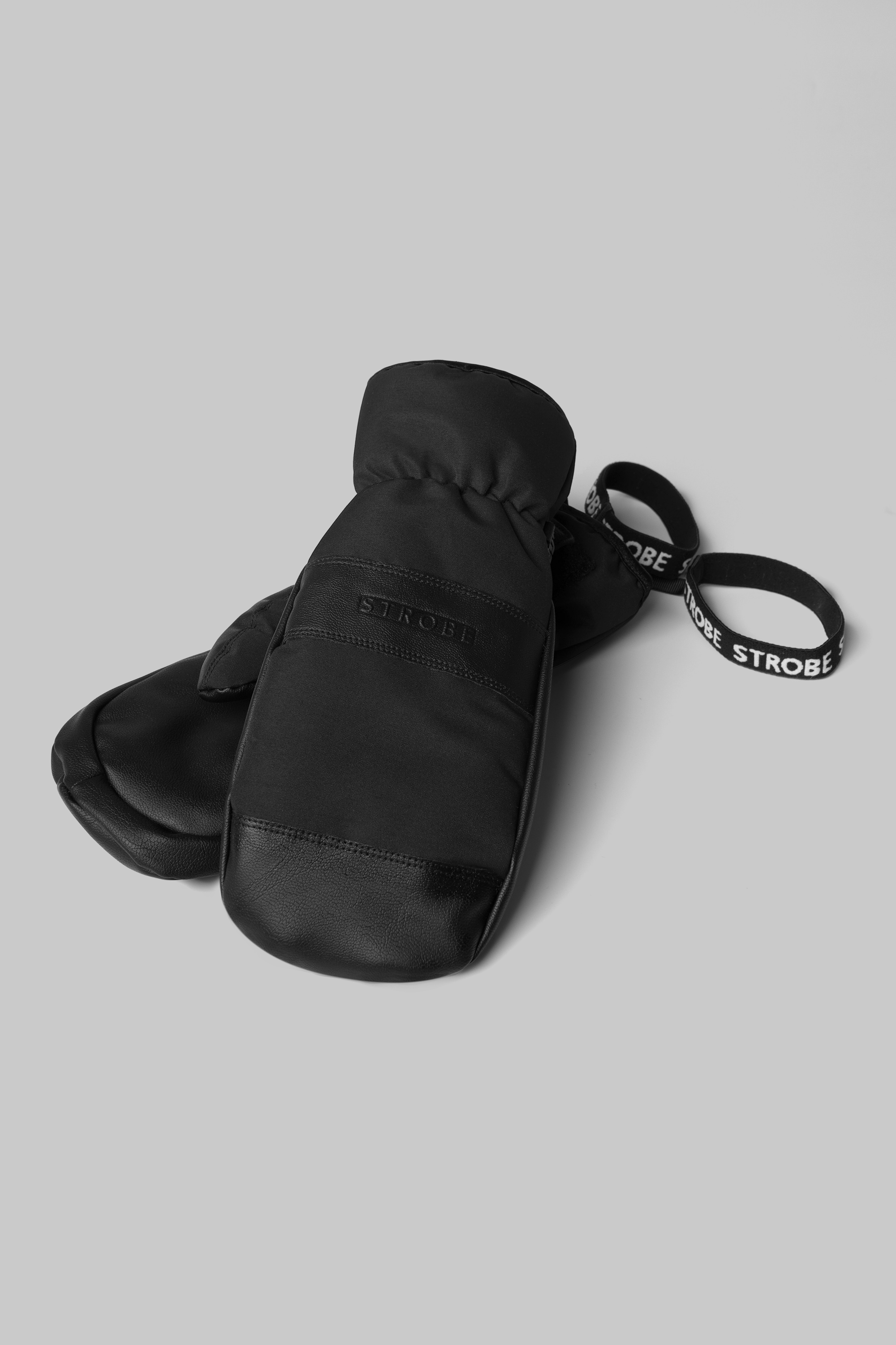 Les moufles de ski Hiberna Black