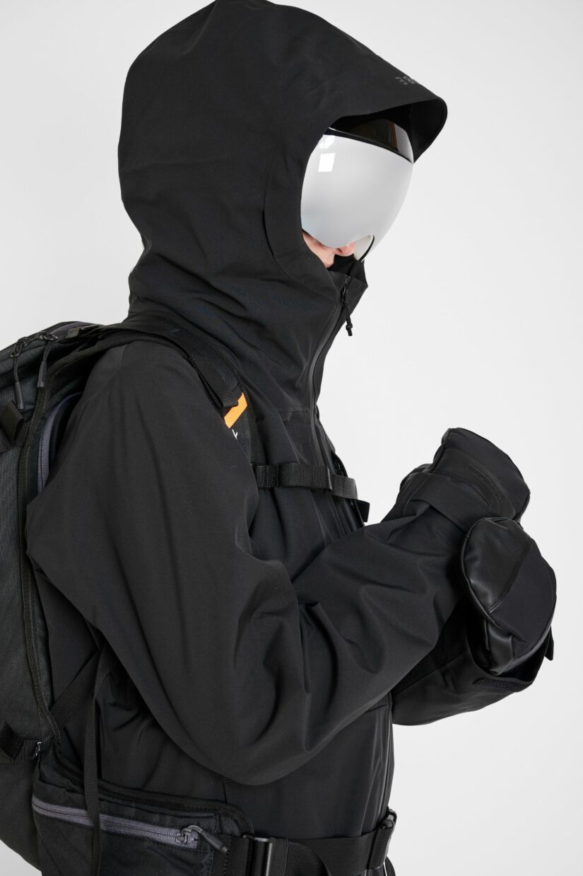 Gentian 3L Shell Jacket - Black - Women's