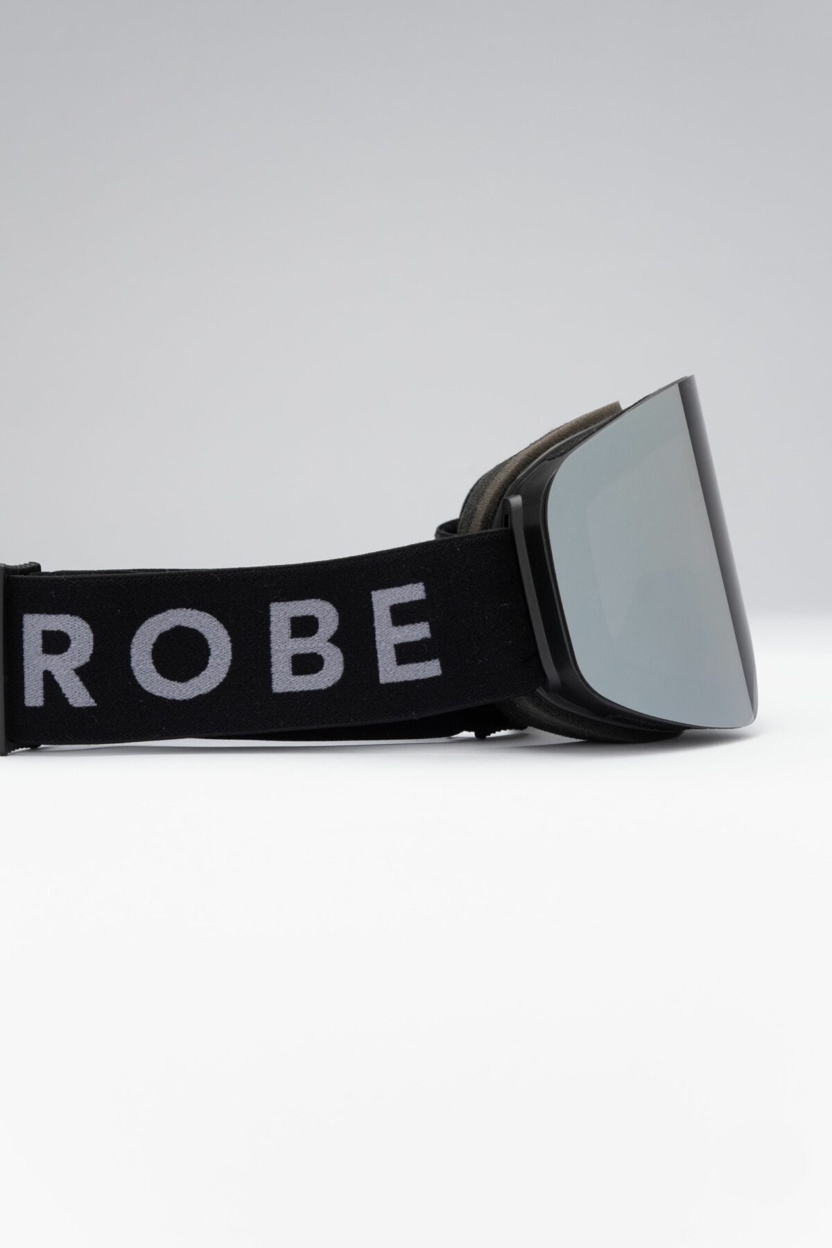 The Accipiter Goggles - Silver Smoke Mirror - OS