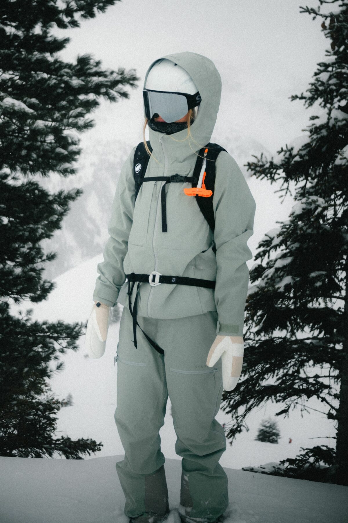 Gentian 3L Shell Jacket - Sage Green - Women's - Strobe