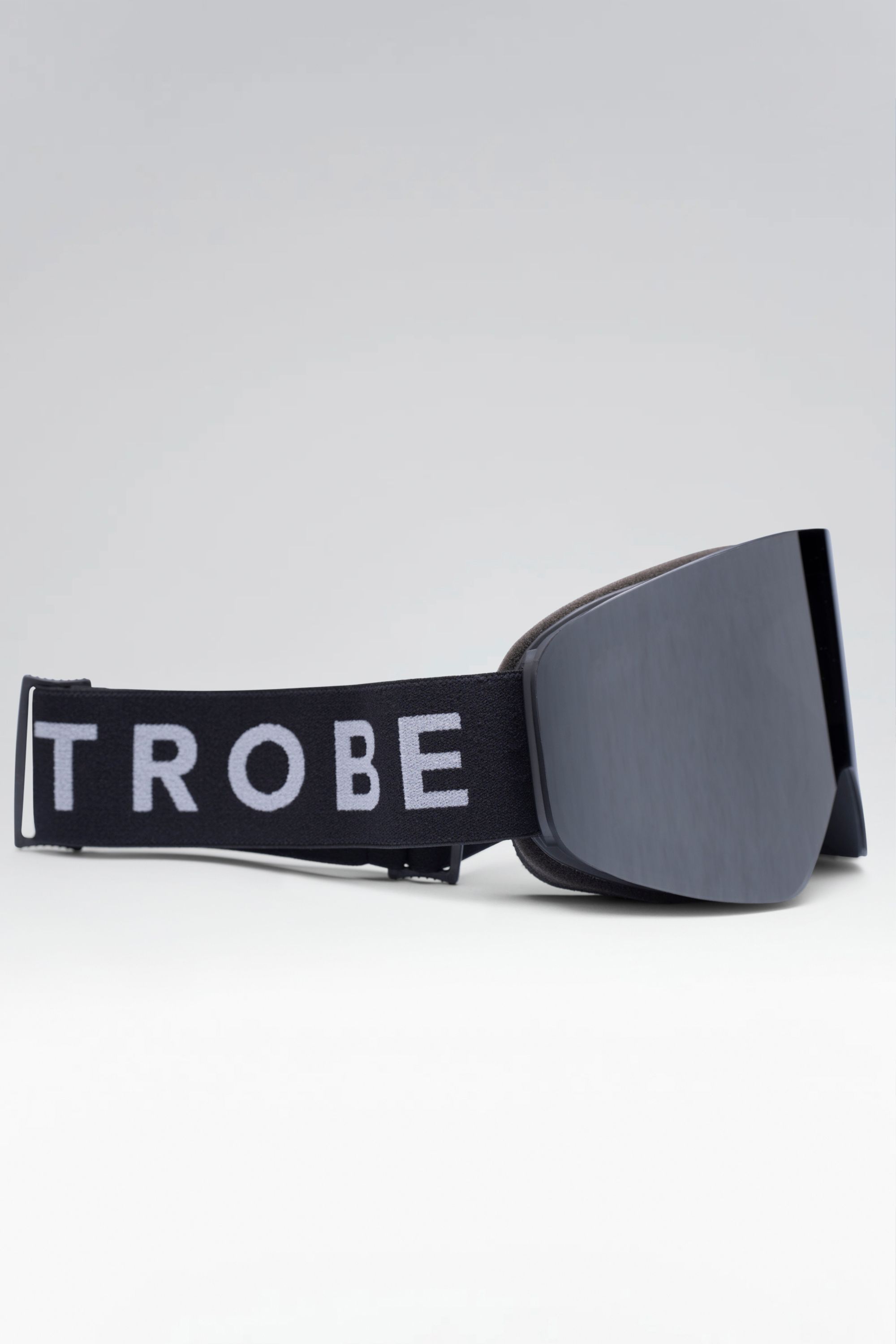 The Accipiter Goggles – Black
